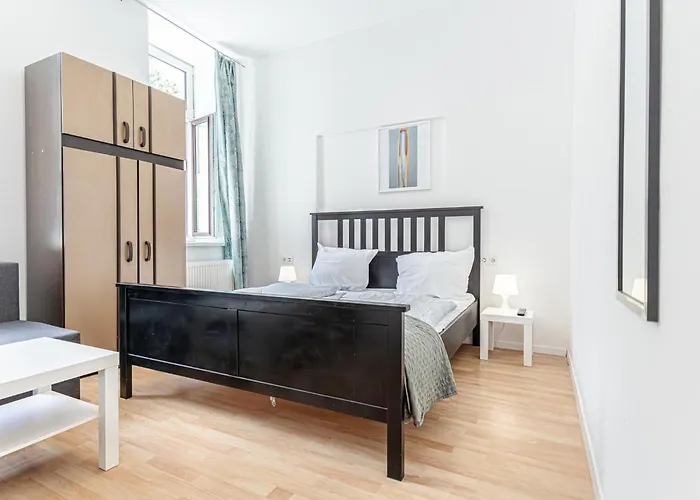 公寓 Elegant 6br Retreat Near Danube & Garden Access 维也纳