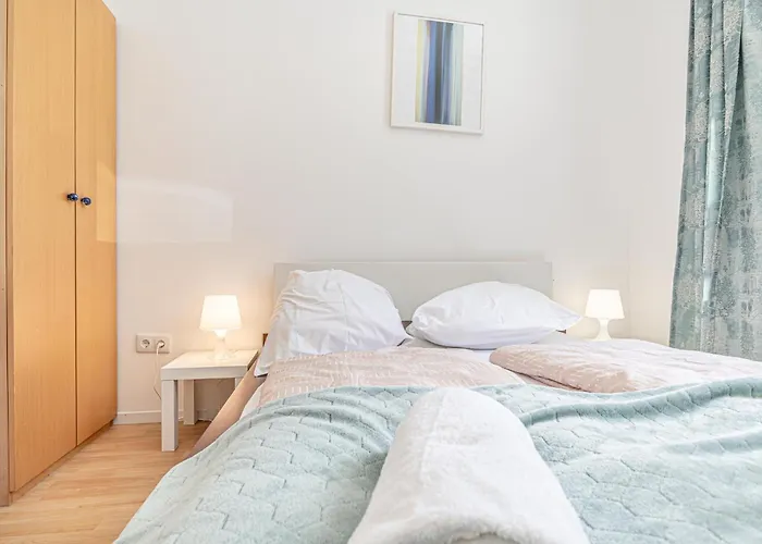 公寓 Elegant 6br Retreat Near Danube & Garden Access 维也纳