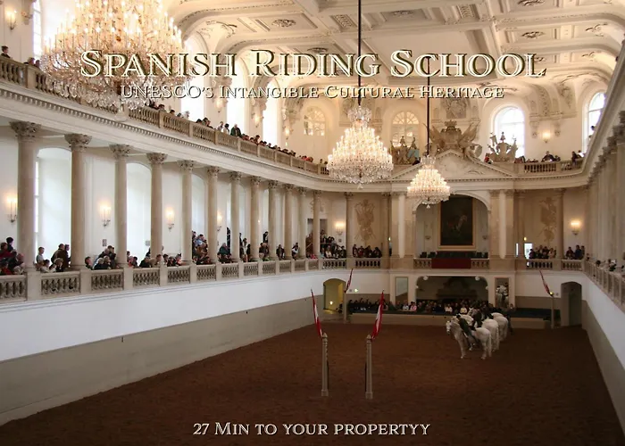 Elegant 6br Retreat Near Danube & Garden Access 公寓 维也纳